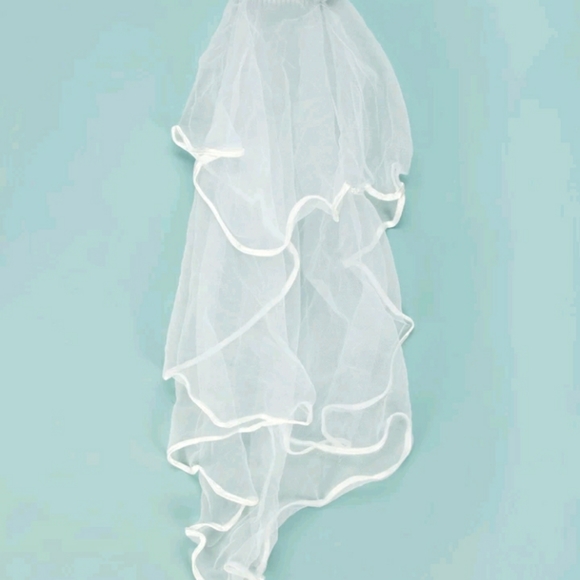 Flower Haircomb with Veil - Picture 2 of 2